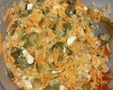 Foto del paso 1 de la receta: Reciclado de ensalada de zanahoria y zapallitos hervidos: bocaditos fríos y budín caliente