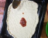 Foto langkah ke 3 dari resep Pizza sosis ekonomis.