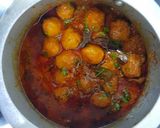 A picture of step 6 of Dum aloo.