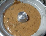 Foto del paso 4 de la receta: Budín de harina integral, banana, almendras y chocolate amargo