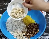 A picture of step 9 of Bhel Puri.