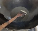 Foto langkah ke 2 dari resep Orak arik ayam giling 2 bahan.