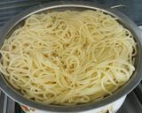 صورة لخطوة 1 من وصفة معكرونة بصوص البندورة