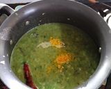 A picture of step 2 of Hariyali Daal.