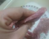 A picture of step 1 of Beef ke pasande.