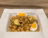 Foto del paso 7 de la receta: Garbanzos, bacalao y calabacín | ¡Y huevo duro!