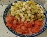 Foto del paso 3 de la receta: Asadillo de verduras con caqui y mix de pasta con pasas