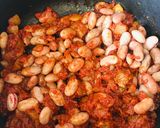 عکس مرحله 3 از دستور خورش لوبیا چیتی