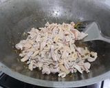 Foto langkah ke 2 dari resep Usus Ayam Masak Kecap Pedas.
