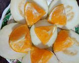 A picture of step 2 of Guava kinu salad.