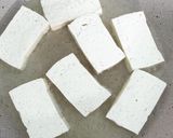 Hình bước làm 1 của món Đậu hũ chiên sả ớt