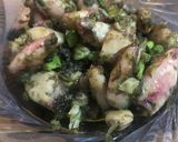 Foto langkah ke 4 dari resep Tumis cumi asin pete cabe ijo.