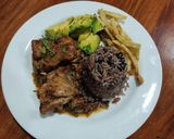 Foto del paso 5 de la receta: Muslos de pollo deshuesado en salsa