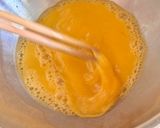 Une image de l'étape 3 de Soupe de nouilles Udon aux œufs et aux champignons de Paris.