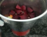A picture of step 2 of Healthy beetroot juice.