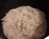 Foto del paso 4 de la receta: Arroz con cebolla riquísimo😋 para acompañar comidas