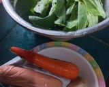 Foto langkah ke 1 dari resep Tumis Pakcoy Wortel Sosis.
