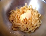 Foto del paso 2 de la receta: Tagliatella con tomate y huevo frito