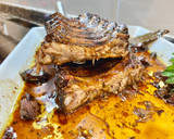 Foto del paso 10 de la receta: Costillar asado, al vino tinto, con hierbas aromáticas