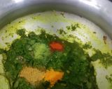 A picture of step 6 of Egg spinach curry.