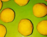 A picture of step 7 of Cutlets/Katlesi.