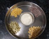 व्हेजिटेबल पंचमेल खिचडी (vegetable panchmel khichdi recipe in marathi) रेसिपी स्टेप 1 फोटो 