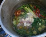 Foto langkah ke 4 dari resep Sayur asem bening simple.