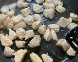 Foto del paso 2 de la receta: Arroz amarillo con pollo