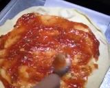 Foto langkah ke 5 dari resep THIN CRUST Pepperoni PIZZA 🍕.