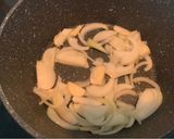 รูปขั้นตอนการทำที่ 1 ของ หมูสไลด์ผัดซอสเทอริยากิ