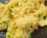 Foto del paso 3 de la receta: Huevos revueltos esponjosos