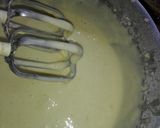 Foto del paso 2 de la receta: Madeleinne de naranja miel  y chips de chocolate (receta sin manteca)