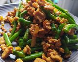 Foto langkah ke 3 dari resep Tumis Buncis Daging Giling Ayam.