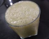 A picture of step 2 of Grapes slush.