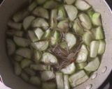 Foto langkah ke 4 dari resep Oyong Kuah.