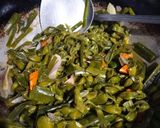 Foto langkah ke 4 dari resep Tumis Bunga Genjer Terasi.