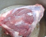 Foto del paso 2 de la receta: Osobuco supertierno con papas al horno