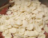 A picture of step 3 of Fresh pasta with tomato and pecorino.