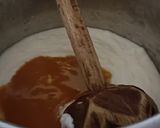 A picture of step 1 of Mango Jaggery Milkshake.