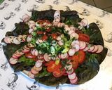 Une image de l'étape 11 de Salade de laitue rougette aux tomates,radis cerises et persil.