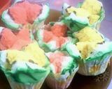 Foto langkah ke 8 dari resep Bolu Kukus Semangka mekar.