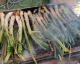 Foto del paso 1 de la receta: Quiche de Calçots y Botifarra con salsa Romesco