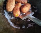 A picture of step 2 of Kuttu atta potato chop.
