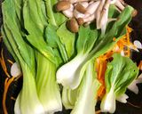 Hình bước làm 2 của món Mì xào rau củ