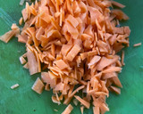 A picture of step 2 of Shrimp Spring Roll.
