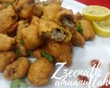 A picture of step 4 of Hyderabadi Gosht ke Bhajiye or Mutton Fritters.