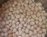A picture of step 1 of Chana masala spicy.