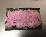 A picture of step 4 of Kawaii Sushi Roll.