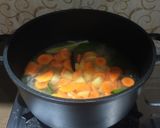 Foto langkah ke 3 dari resep Sop Ayam Ala Pak Min Klaten.
