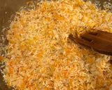 Foto del paso 2 de la receta: Arroz graneado con zanahoria y ajo